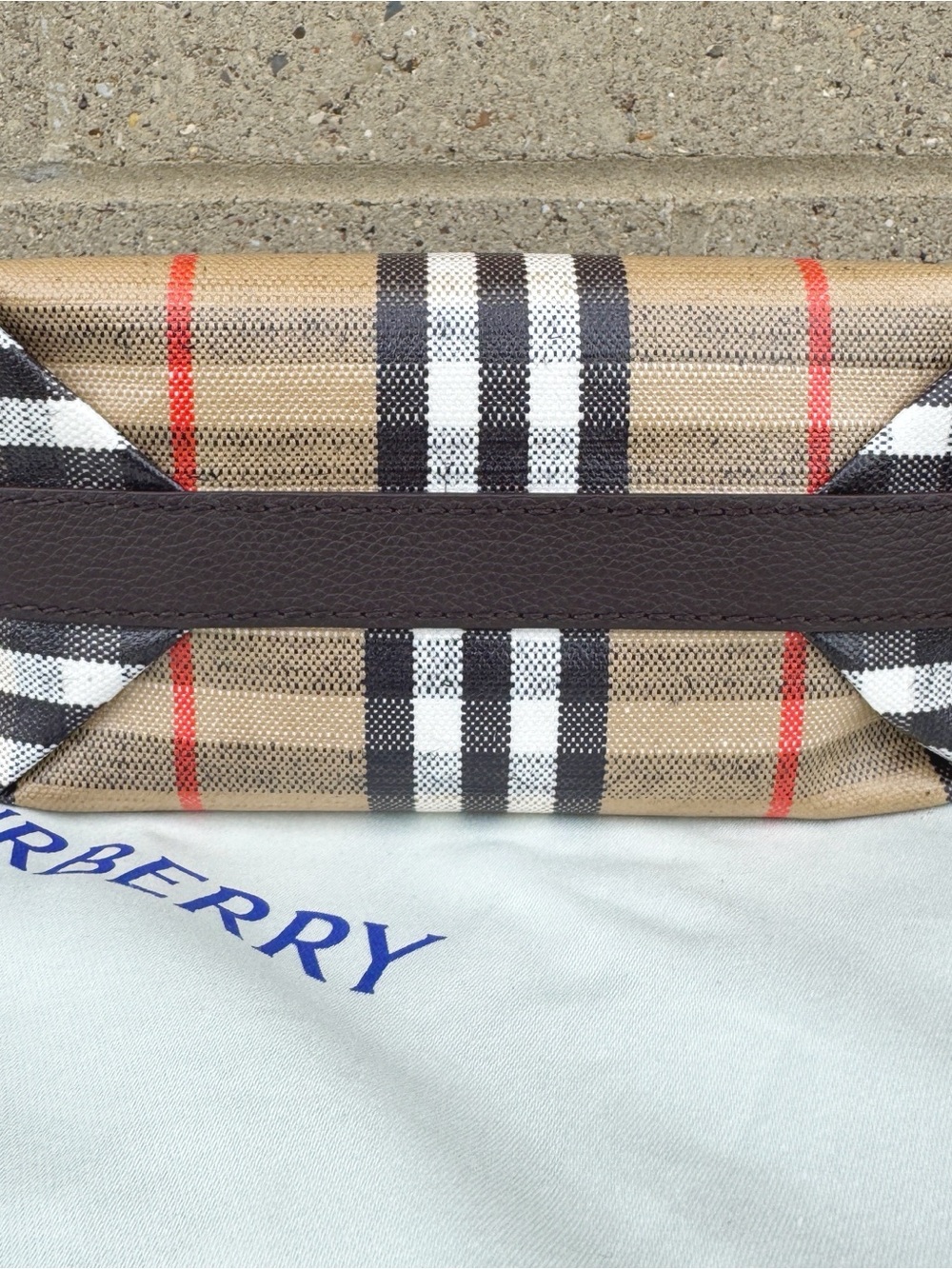 Burberry Mini Highlands Duffle Bag in Sand Beige and Brown Leather Trim - Picture 5 of 8